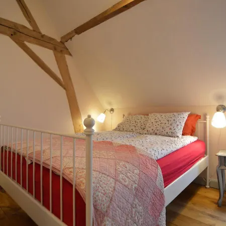 Attractively Furnished In * Slenaken