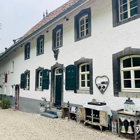 Attractively Furnished In Slenaken