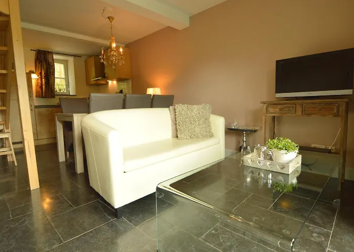 In Near Forest Сленакен